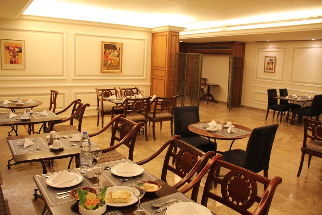 Napoleon Hotel Beirut Exterior foto