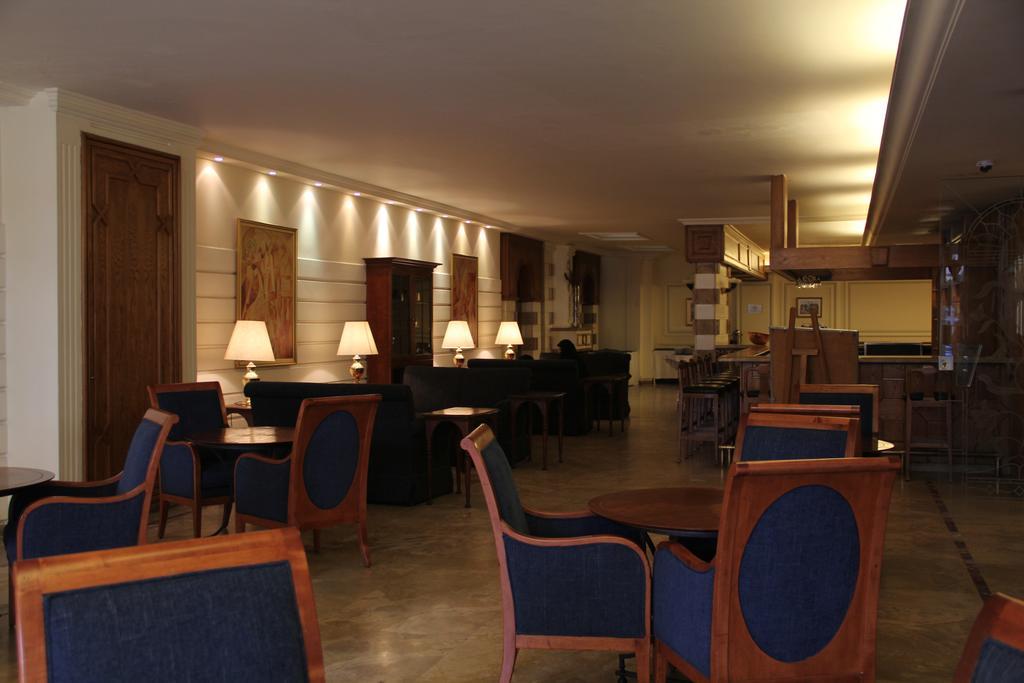 Napoleon Hotel Beirut Exterior foto