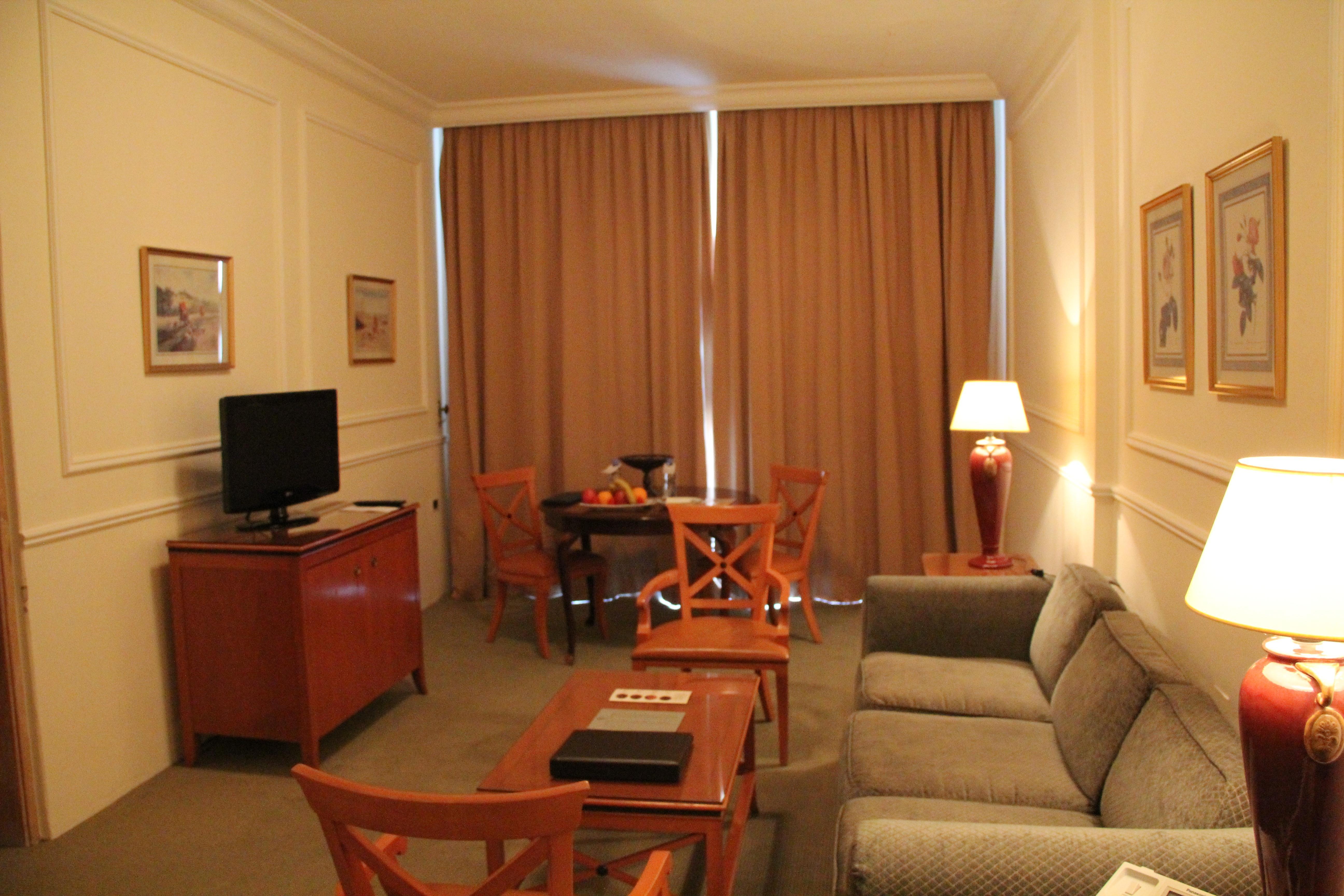 Napoleon Hotel Beirut Exterior foto