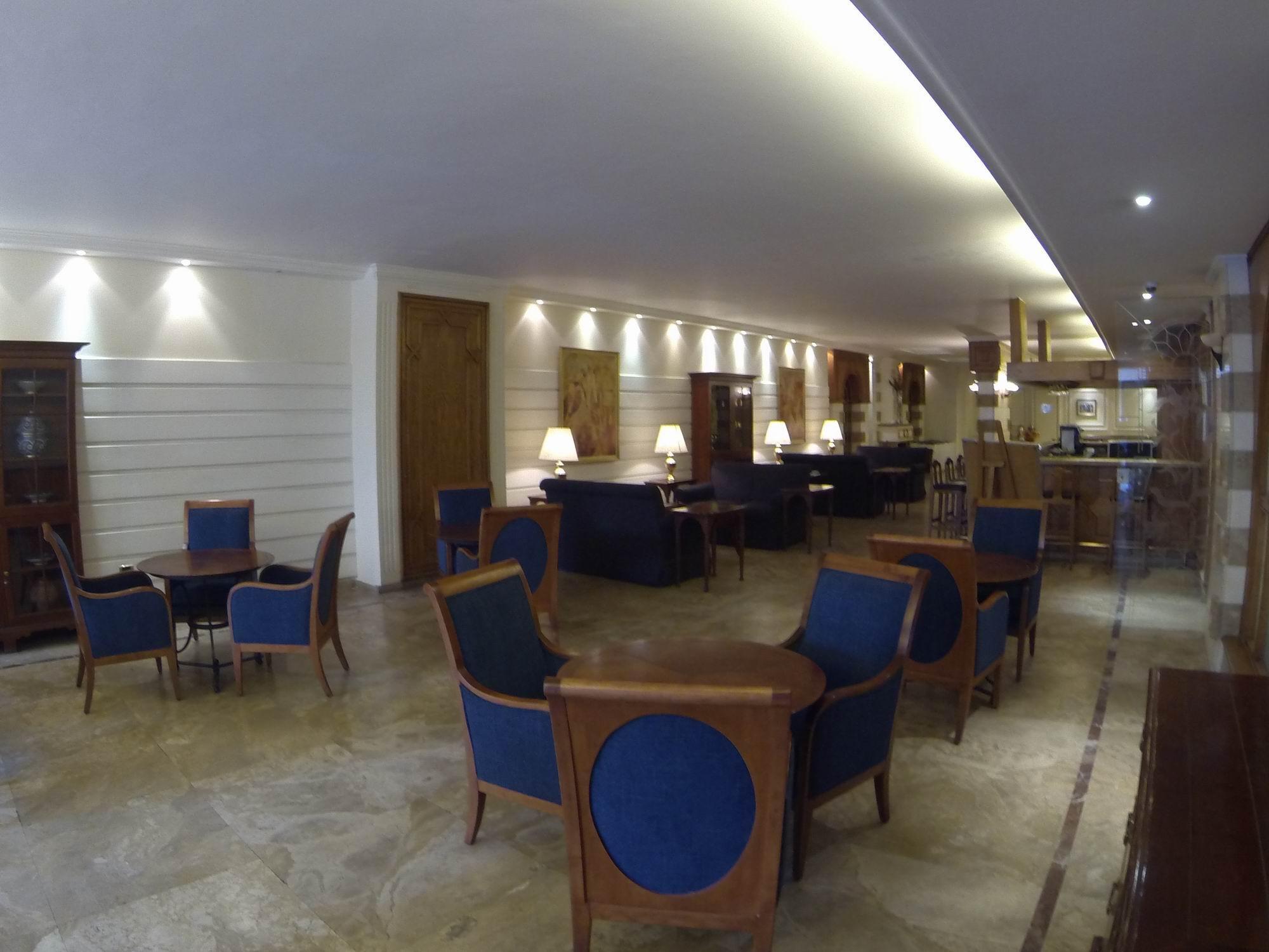 Napoleon Hotel Beirut Exterior foto